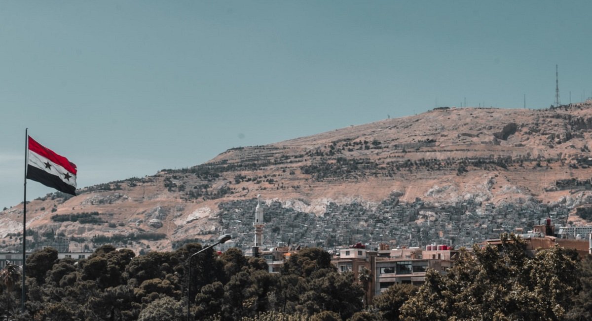 Photo by Mohammad Helal (Unsplash)